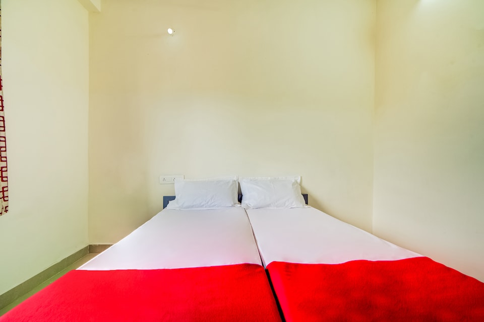 SPOT ON Hotel Jay Shankar, Kondapur, Hyderabad