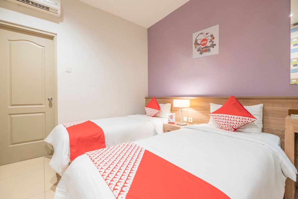 Capital O 1276 Aswin Hotel & Spa Makassar, Maricaya, Makassar