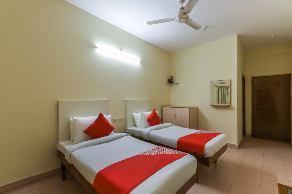 SPOT ON 46801 Hotel Swati, Mundra, Mundra