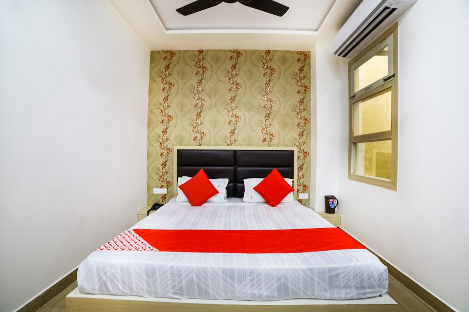 OYO 46811 Hotel Shree Ji Palace , Etah, Etah