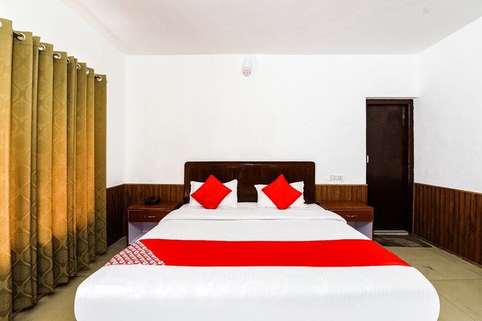 OYO 46828 Hotel Devidyar, Hadimba Temple Road, Manali