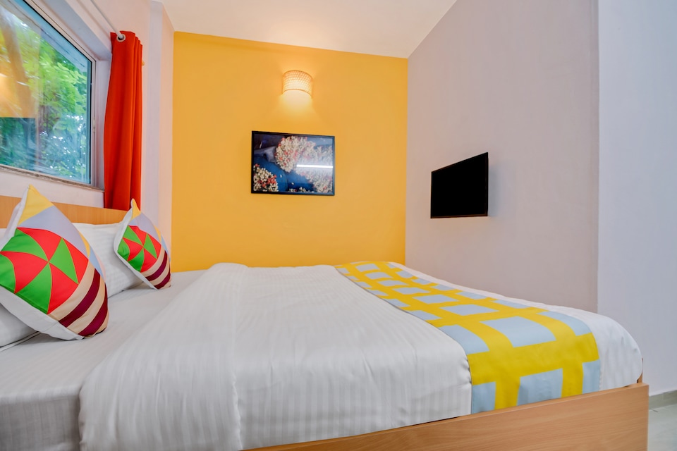  OYO Home 46847 Alluring Studio Near Kumar Prithvi, Kondhwa, Pune Camp, Pune