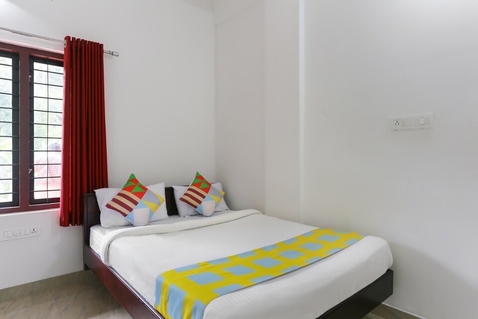 OYO Home 46849 Mountain Trees Cottage , Anachal, Munnar