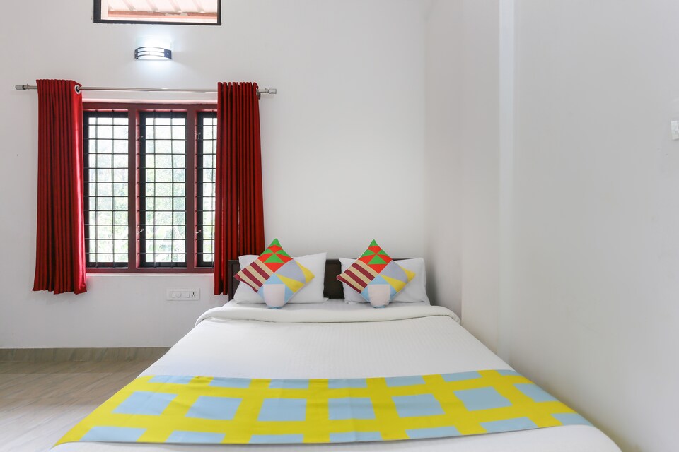 OYO Home 46849 Mountain Trees Cottage , Anachal, Munnar