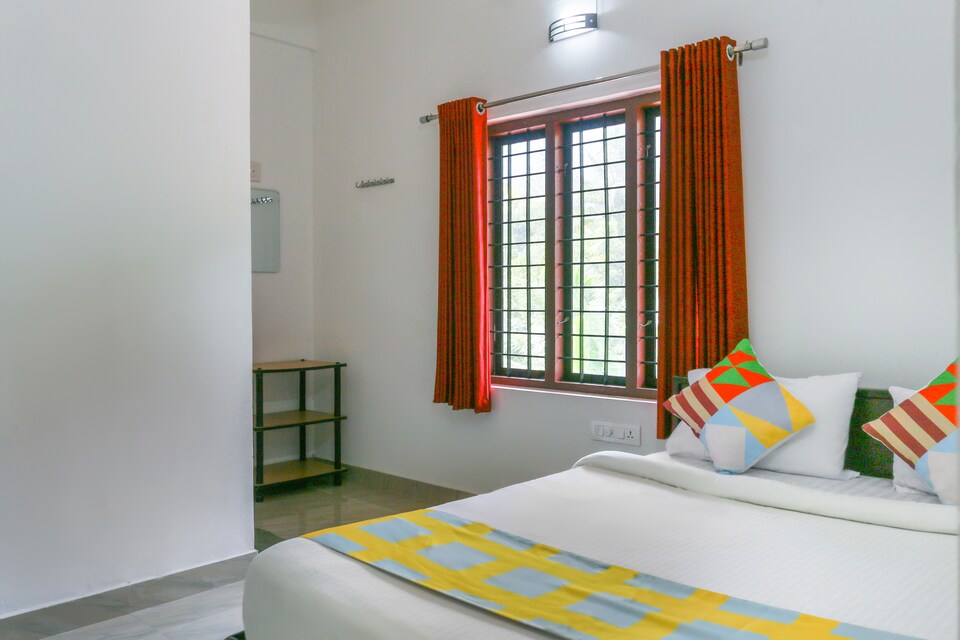 OYO Home 46849 Mountain Trees Cottage , Anachal, Munnar