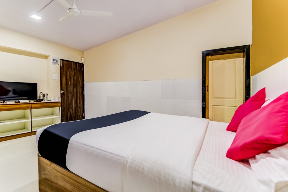 Capital O 46872 Gunwant Holidays, Mumbai Vasai-Virar-Naigaon, Mumbai