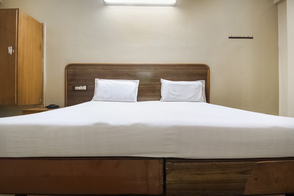 SPOT ON 46899 Seemati Lodge , Erode, Erode