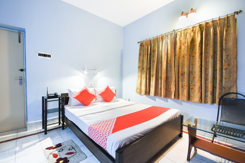 OYO 46910 Sobhakul Guest House, Park Circus Kolkata, Kolkata