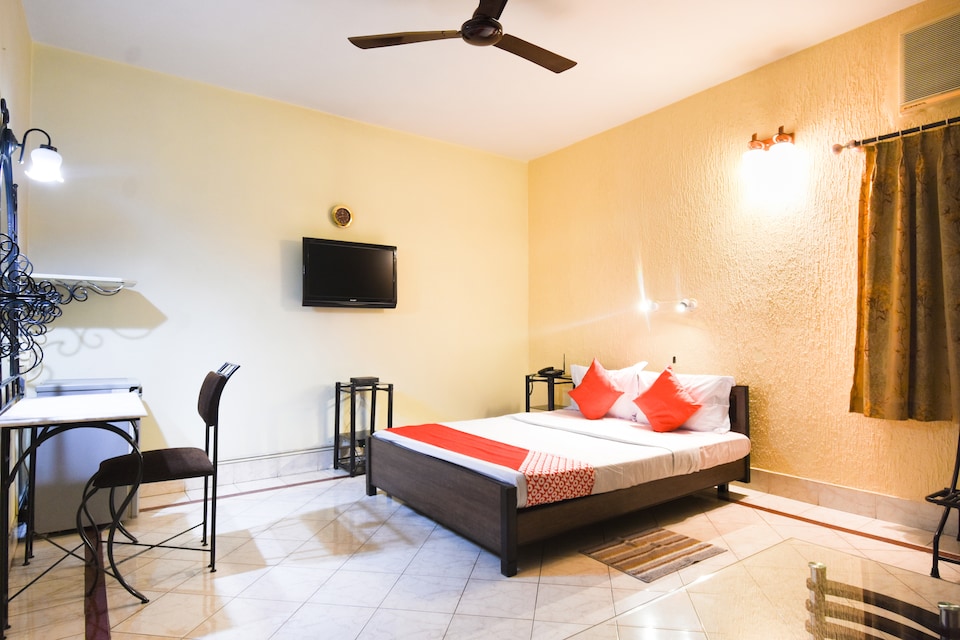 OYO 46910 Sobhakul Guest House, Park Circus Kolkata, Kolkata
