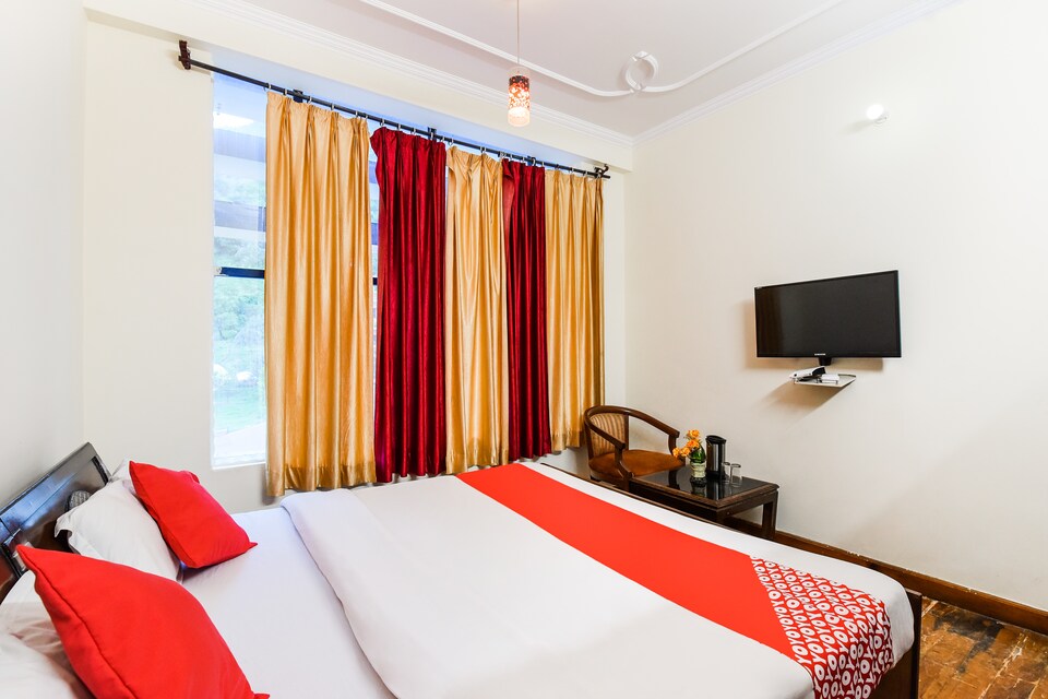 OYO 46914 Baragarh Regency, NH 21 Manali, Manali