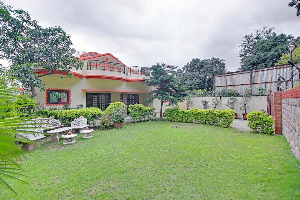 OYO Home 46917 Dazzling 2BHK Villa Salan Gaon, Rajpur Road Dehradun, Dehradun