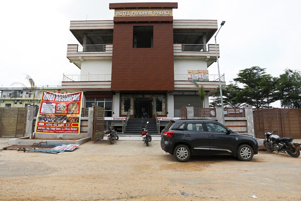 SPOT ON 46925 Hotel Pradhan, Dholpur, Dholpur