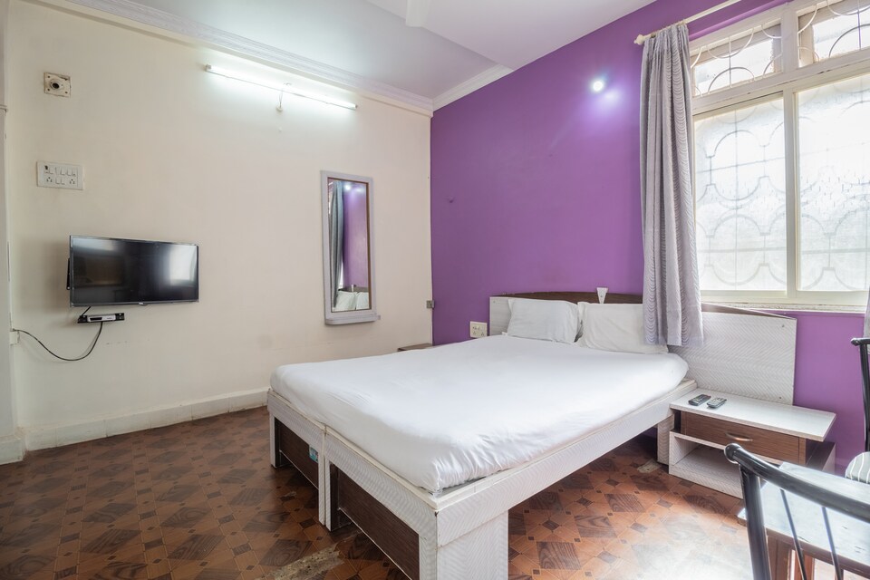 OYO 46943 Maay Bhavani Hotel, Alibag- Kashid- murud, Alibag