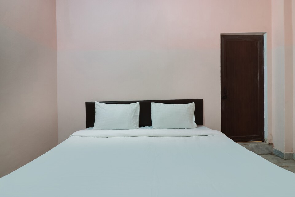 SPOT ON 46953 Hotel Taqgene, Chakrata Road Dehradun, Dehradun