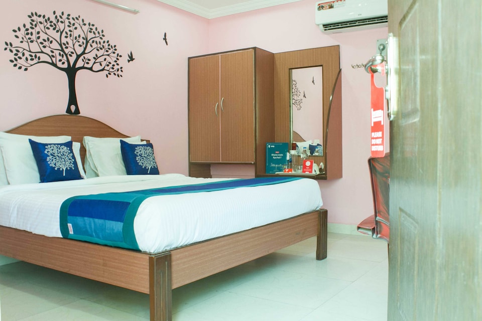 SPOT ON 4674 Sujan Residency, Transit Tirupati, Tirupati