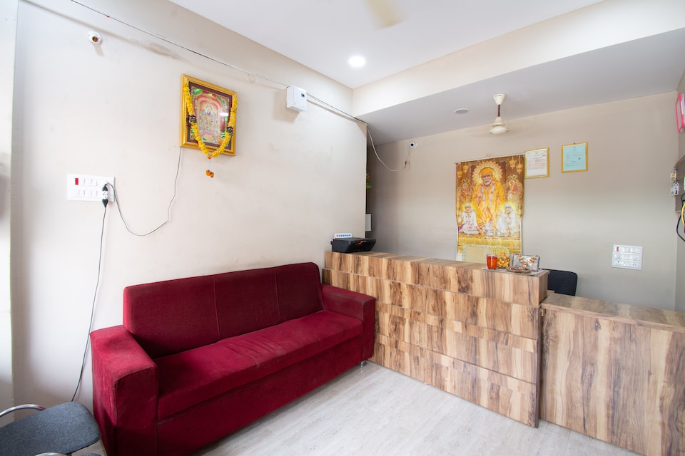 OYO 46992 Sri Mannem Residency, Guntur, Guntur