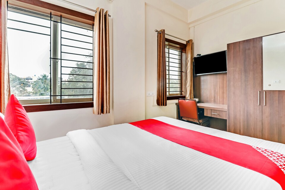 OYO 47003 Bangalore Days Hotel, Hebbal Bangalore, Bangalore