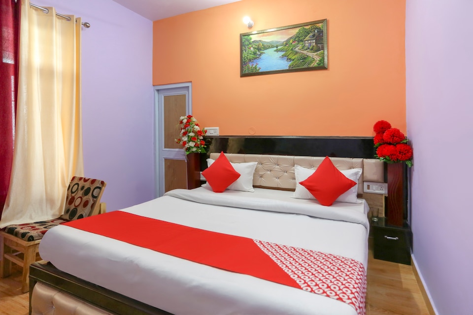 OYO 47008 Riva Palace Home Stay Rewalsar, Mandi, Mandi