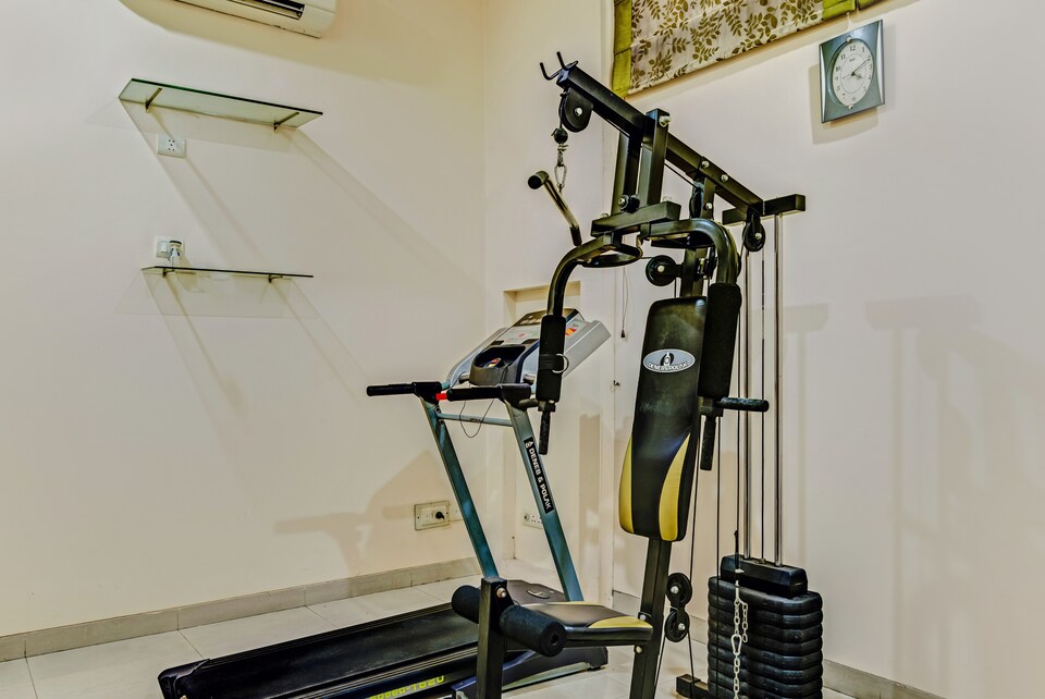 Capital O 47009 The Vivir 2, Noida City Metro, नोएडा