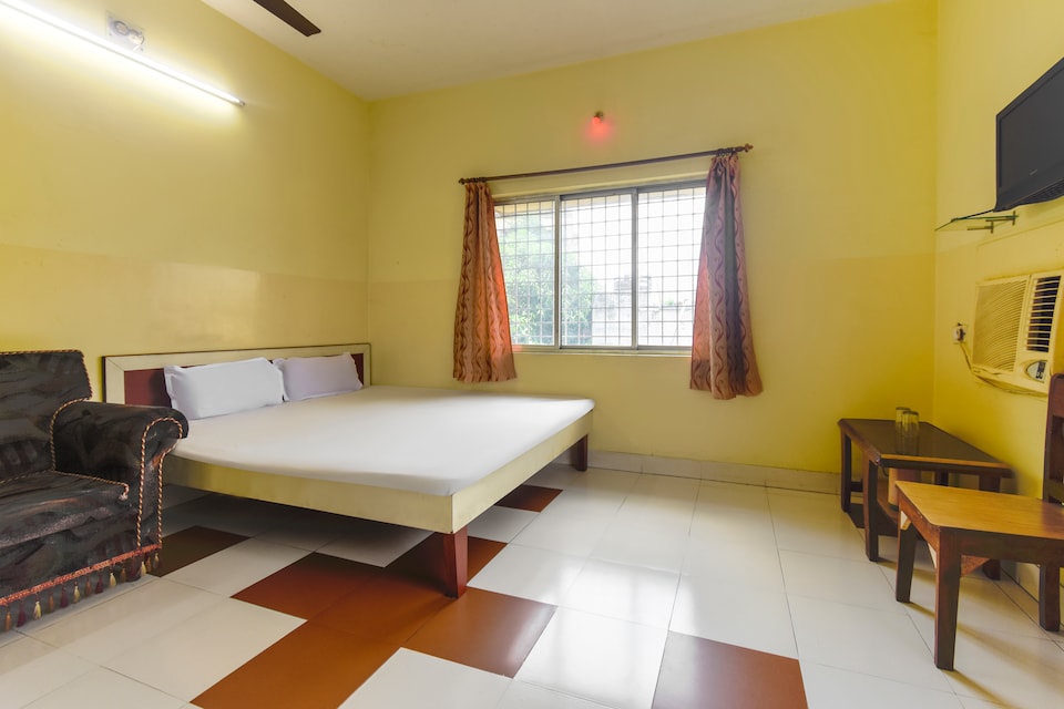 SPOT ON 47018 Hotel Baijnath, Asansol, Asansol