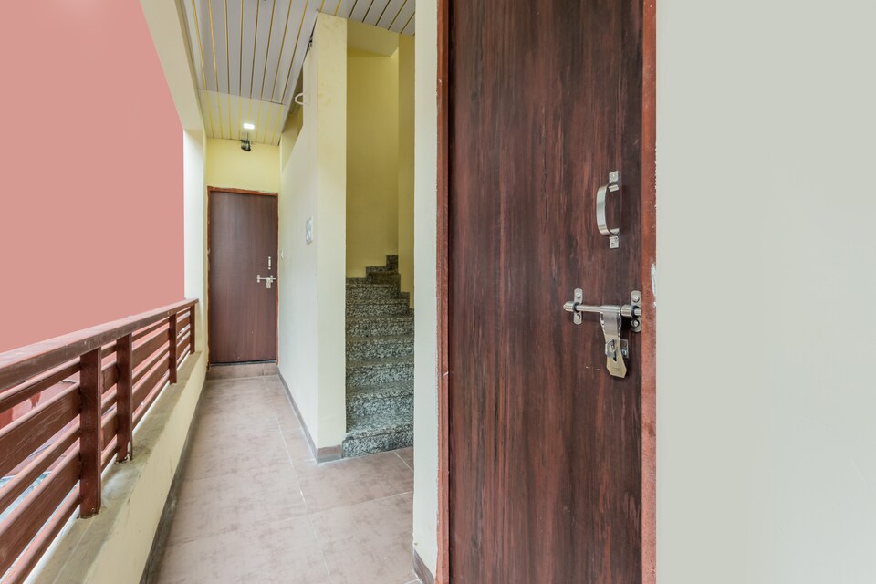 OYO Hotel Krishna, Station Road - Indore, Indore