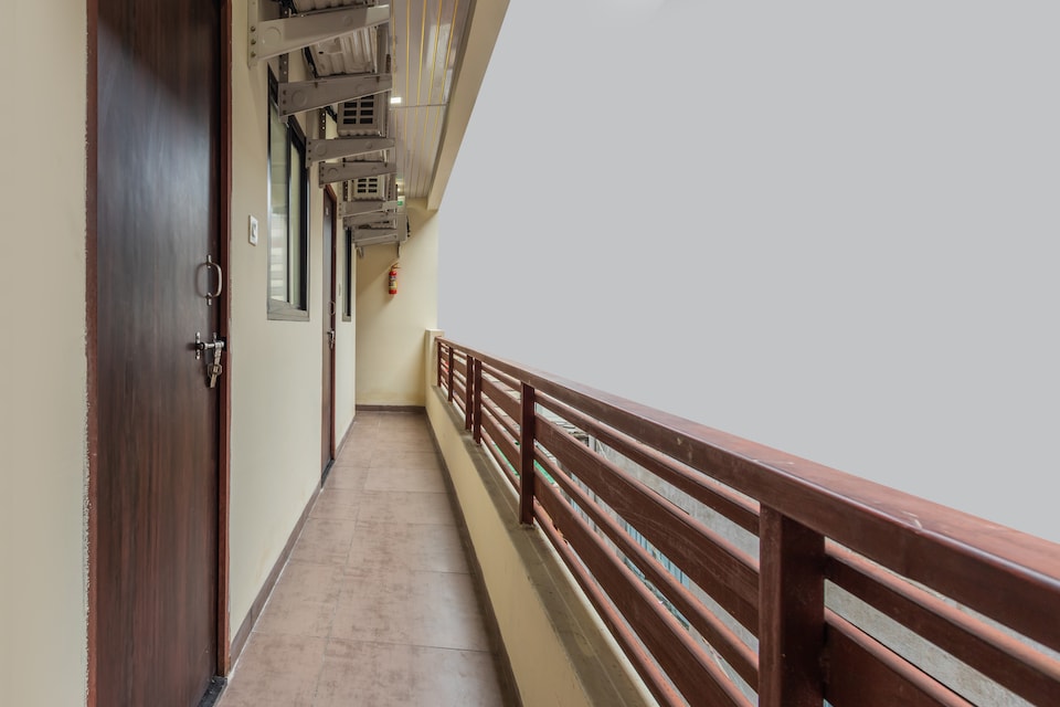 OYO Hotel Krishna, Station Road - Indore, Indore