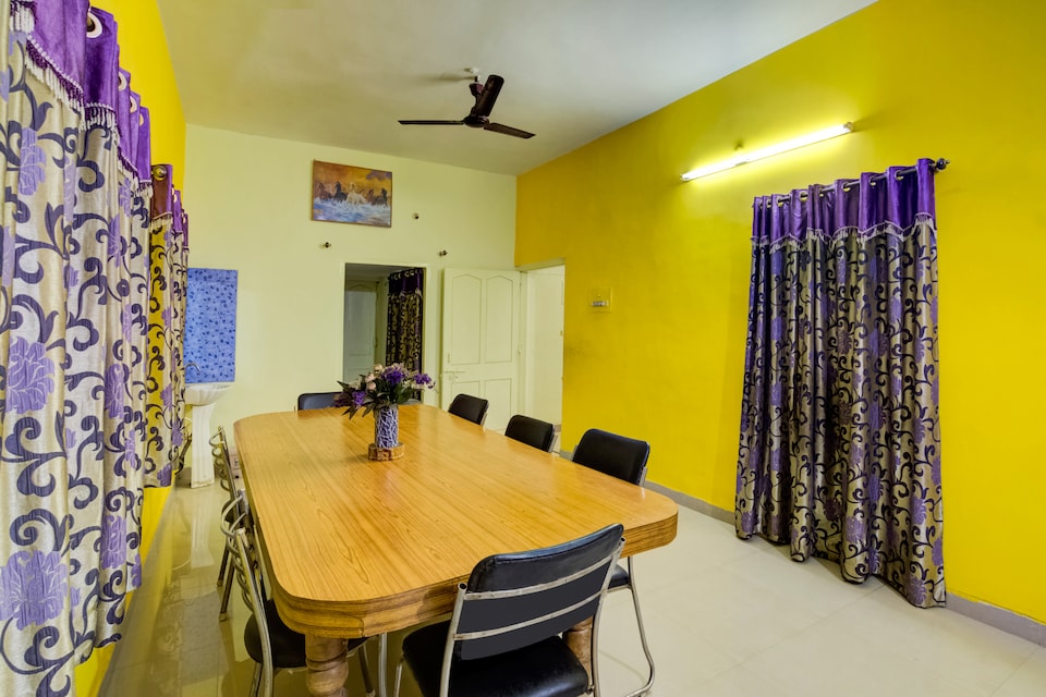 OYO Flagship Executives Palace, Harmu, Ranchi