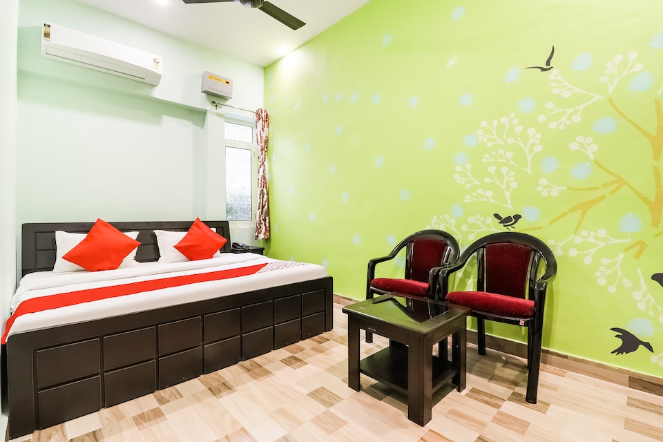 OYO 47085 Hotel Rainbow, Amethi Sultanpur, Sultanpur