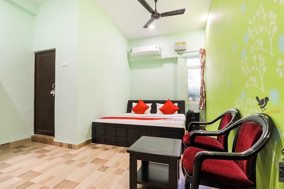 OYO 47085 Hotel Rainbow, Amethi Sultanpur, Sultanpur