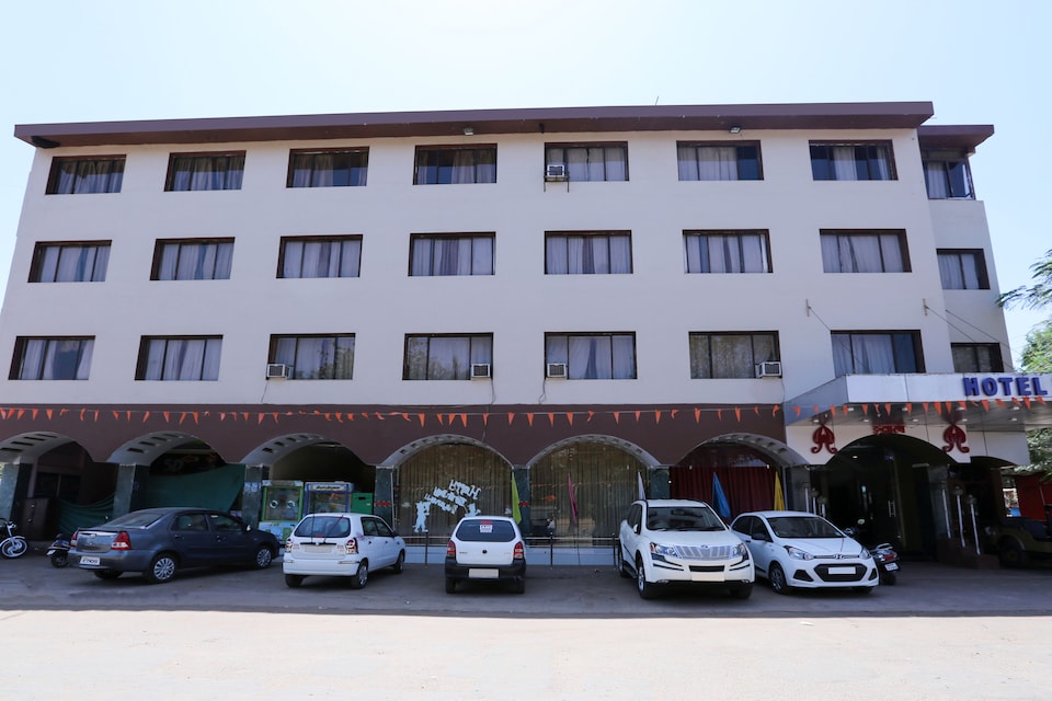 OYO 4682 Hotel Indraprastha, Pachmarhi, Pachmarhi