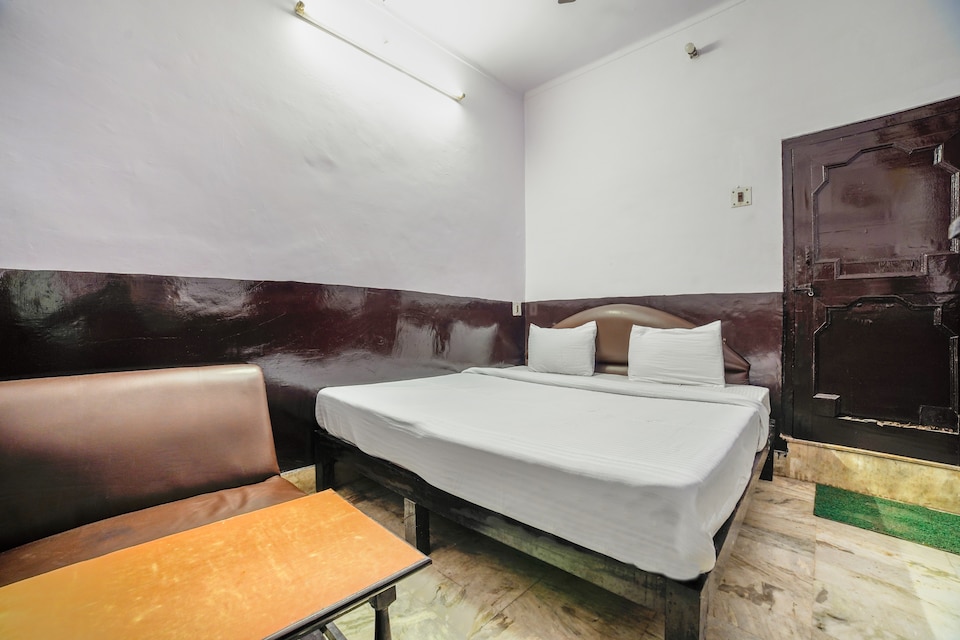 SPOT ON 47116 Hotel Grand Jagdish , Tikonia Haldwani, Haldwani