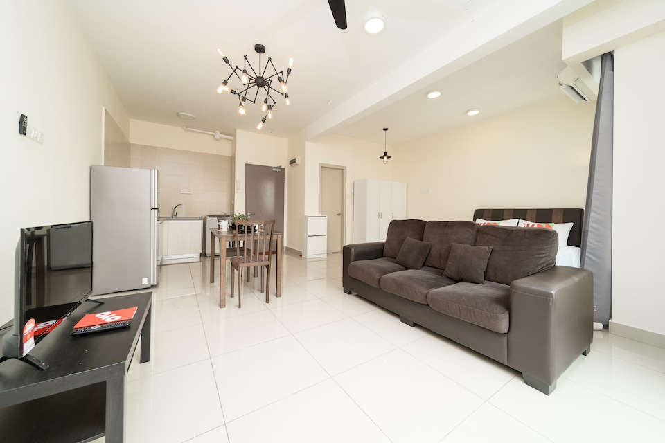 OYO Home 44057 Merry Studio Flexis One South, Seri Kembangan, Seri Kembangan