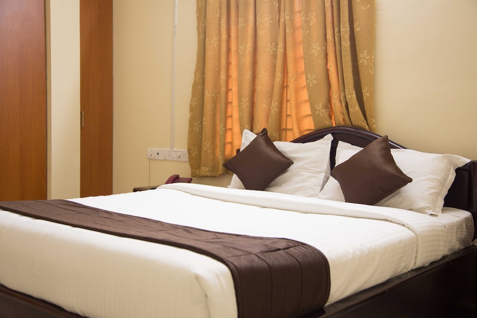 OYO 4687 Sai inn, Anna Nagar Chennai, Chennai