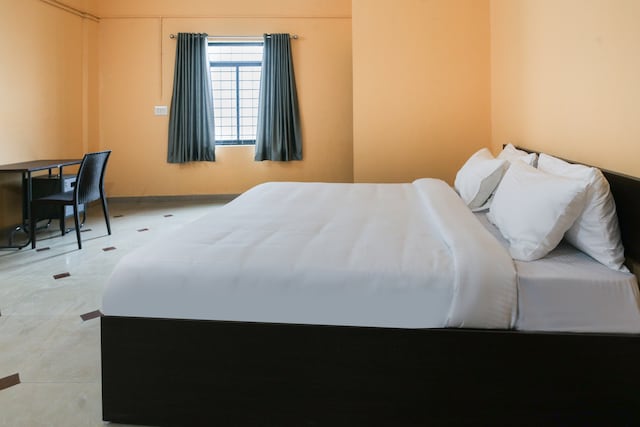 SPOT ON TK Residency