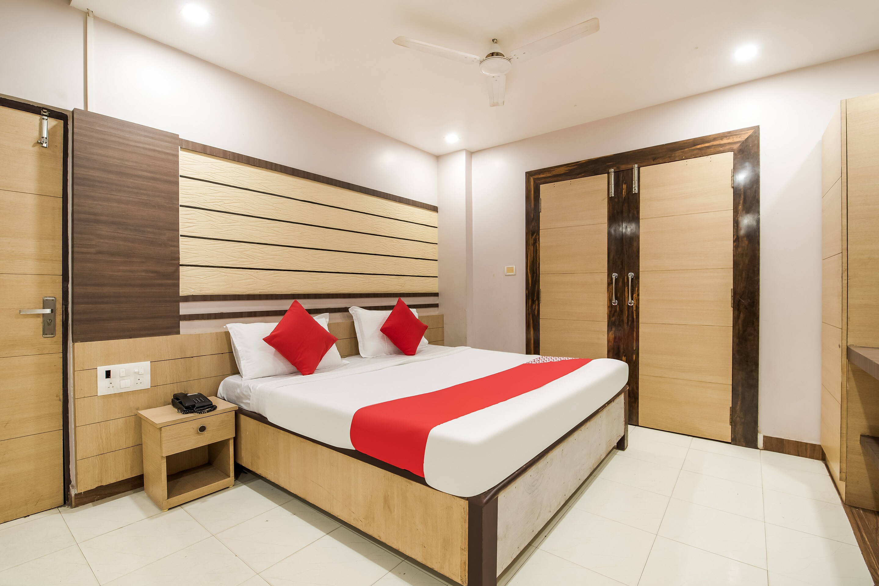 Discount [85% Off] Oyo Premium Old Gajuwaka India | Hotel 10 Montreal