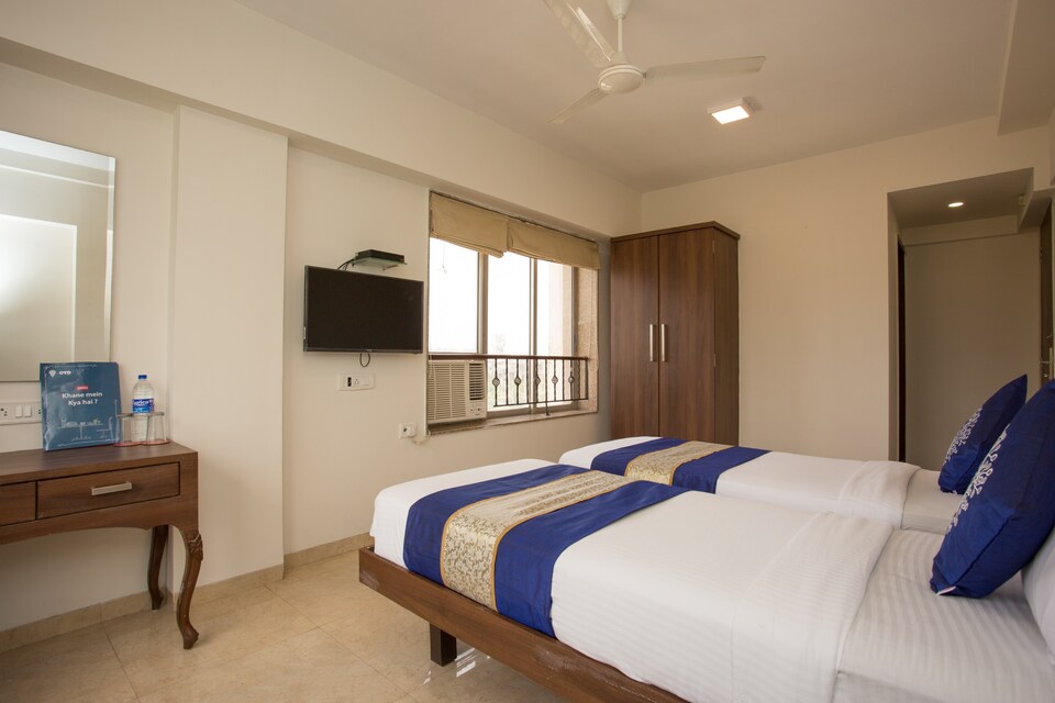 Live on MUM2752, Mumbai SEEPZ, Mumbai