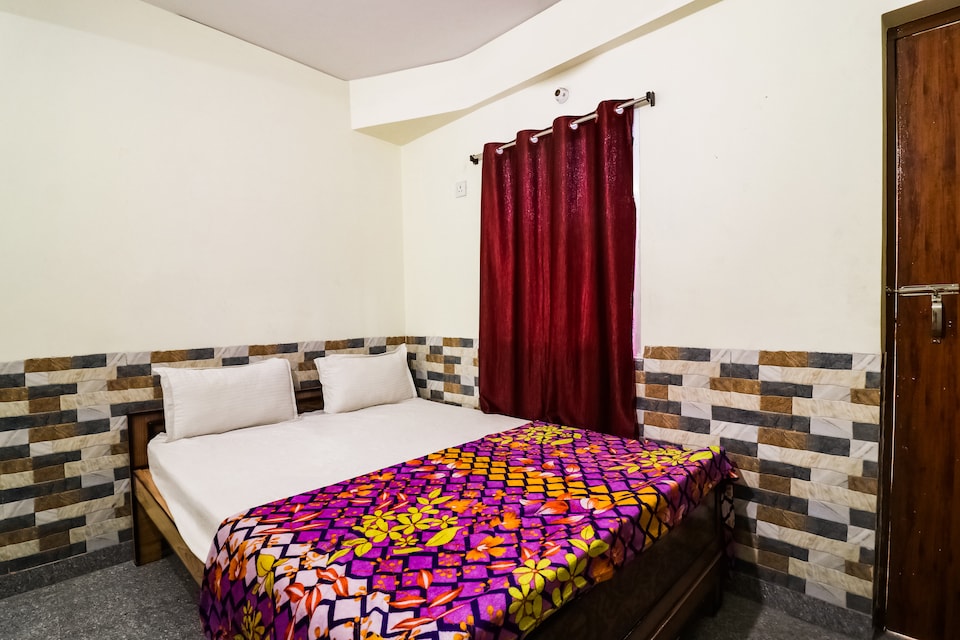 SPOT ON 47133 Hotel Aas, Jamui, Jamui