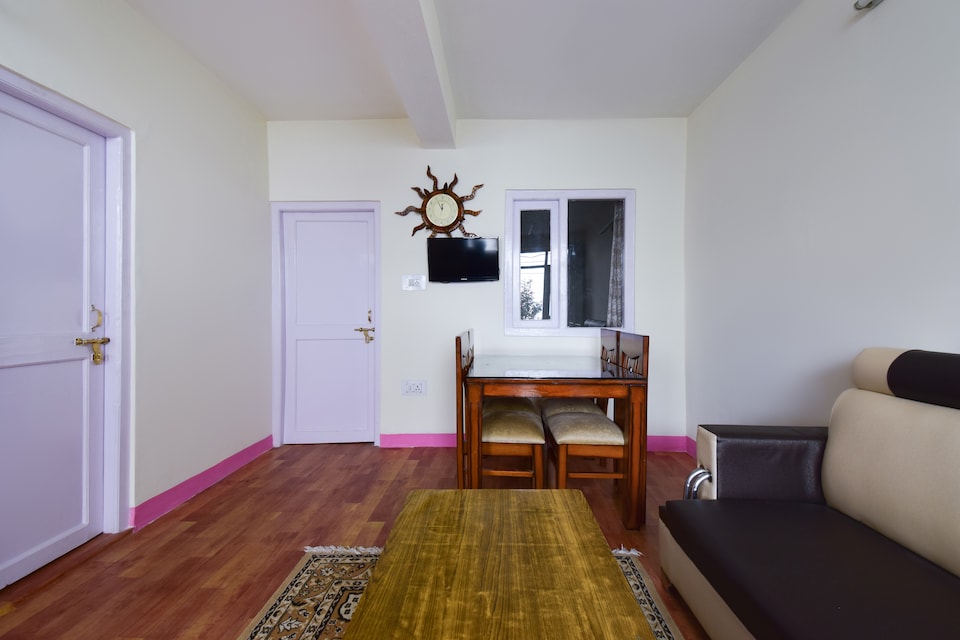 OYO Home 47139 Peaceful 2bhk Apartment Patenglee, Mashobra Shimla, Shimla