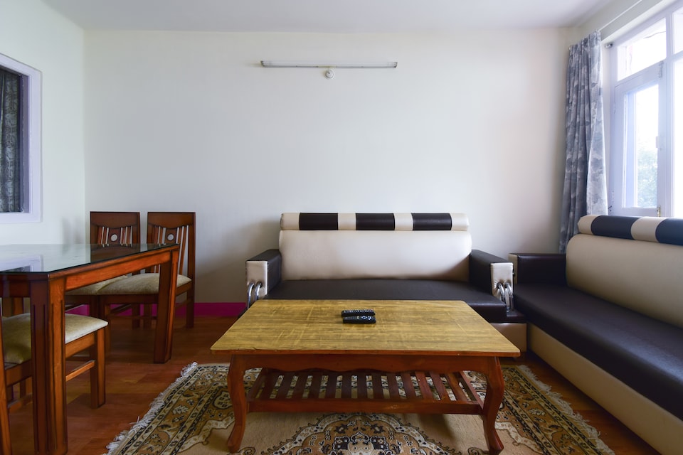 OYO Home 47139 Peaceful 2bhk Apartment Patenglee, Mashobra Shimla, Shimla