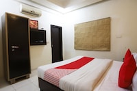 Hotel O Royal Residency