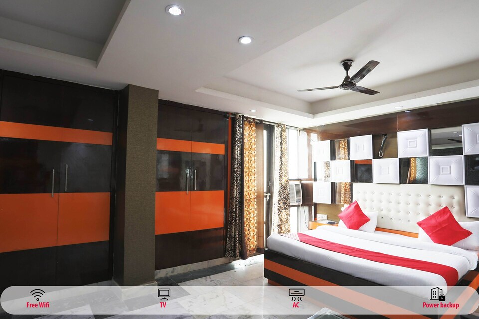 OYO 47160 Shah's Aarna Vatika, G L A University Vrindavan, Vrindavan