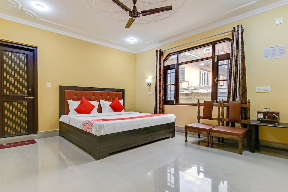 OYO 47168 Kashmir Orient, Lal Chowk Srinagar, Srinagar
