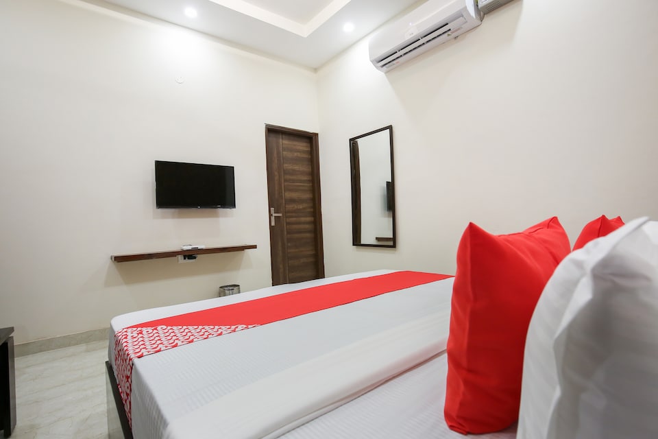 OYO Hotel Prime, Zirakpur, Zirakpur