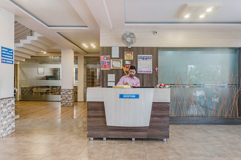 Capital O 47179 Hotel Swamiraj, Indapur, Pune