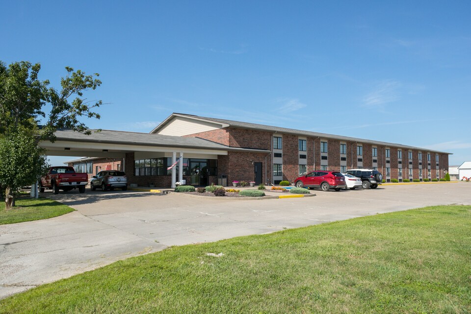 OYO Hotel Monroe City MO Hwy 24, C63456, Monroe City MO