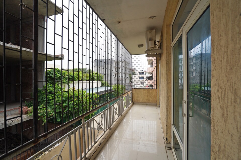 OYO 47183 Royal Inn, Cyber City Extension, Gurgaon