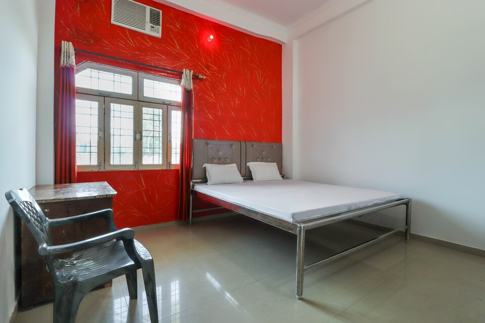 SPOT ON 47195 Maharashtra Bhawan, Sitapur, Sitapur