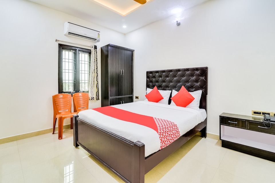 OYO 47201 Hotel Annapurna Residency, Railway Koduru, Kadapa