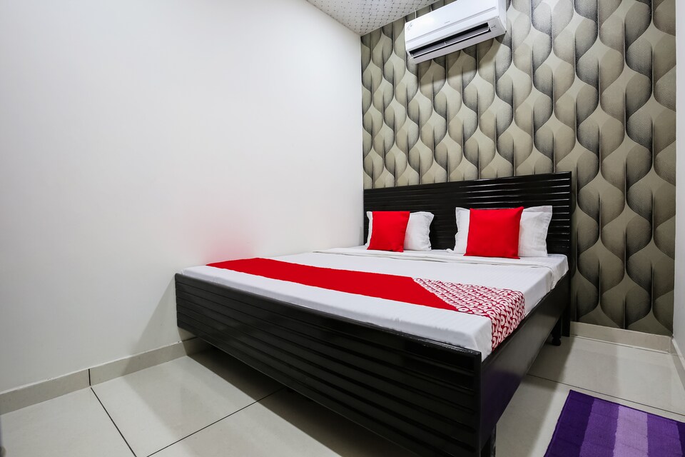 OYO 47204 Royal Guest House, Patiala, Patiala