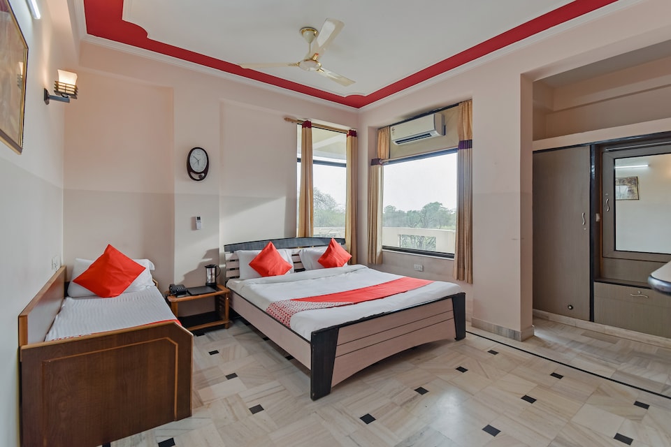 OYO 47234 Fabulous Stay, Jaipur Airport, Jaipur